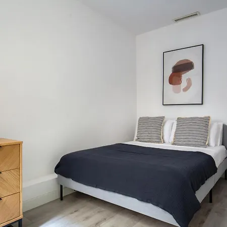 Blueground La Dreta De Leixample Furnished Bcn-112 * ברצלונה