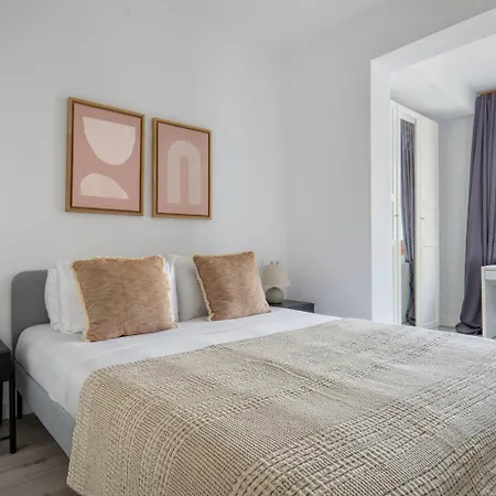 Blueground La Dreta De Leixample Furnished Bcn-112 * ברצלונה